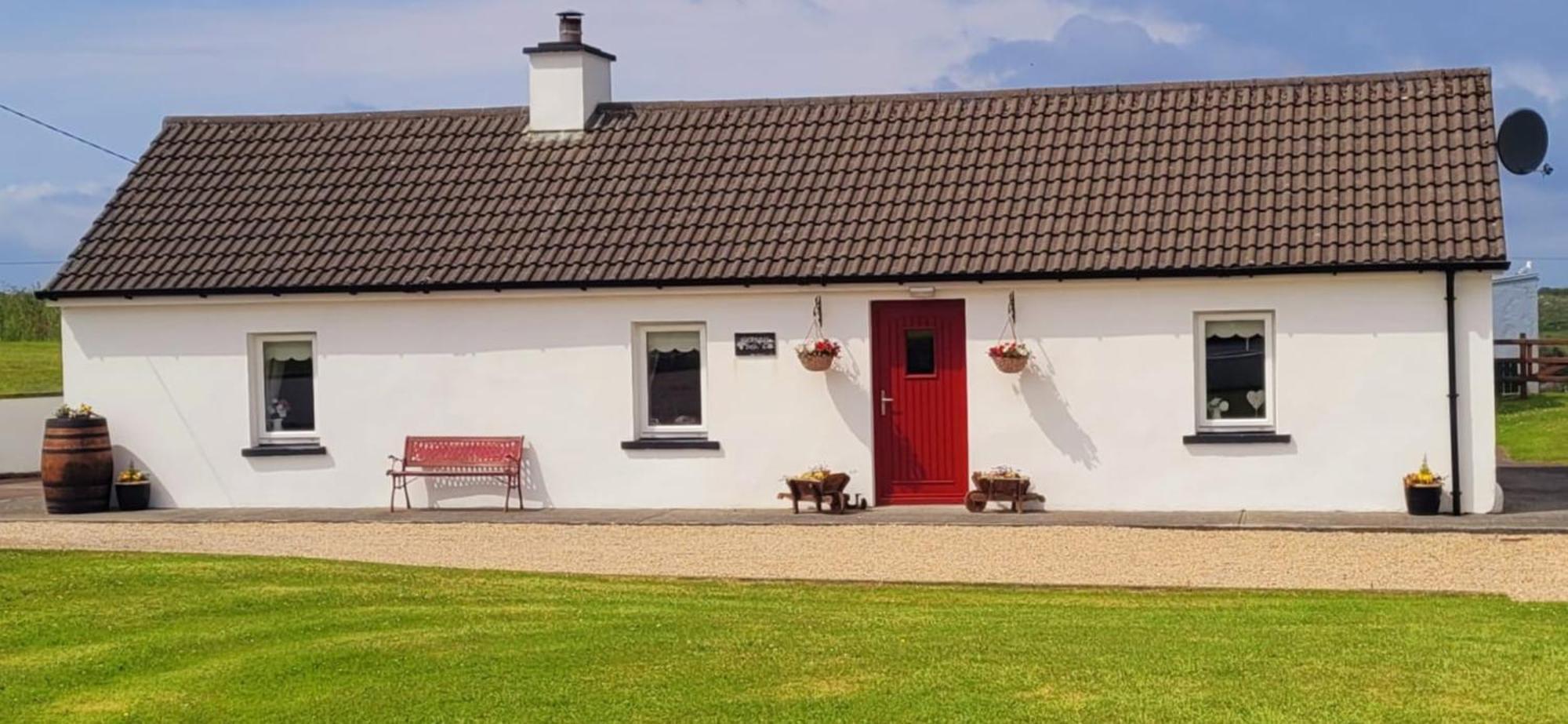 Granny Dens Villa Donegal Town Екстериор снимка